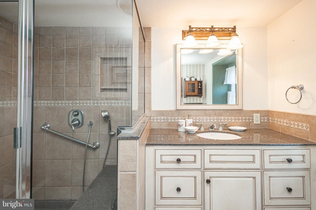 FURLONG, Pennsylvania, 18925, United States, 4 Bedrooms Bedrooms, ,2.5 BathroomsBathrooms,Residential,Forsale,2004203