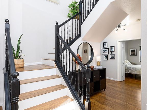 Santa Rosa, California, 95401, United States, 4 Bedrooms Bedrooms, ,3 BathroomsBathrooms,Residential,Forsale,1999291