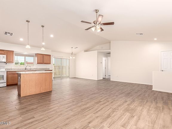 Buckeye, Arizona, 85326, United States, 3 Bedrooms Bedrooms, ,2 BathroomsBathrooms,Residential,Forsale,2000284