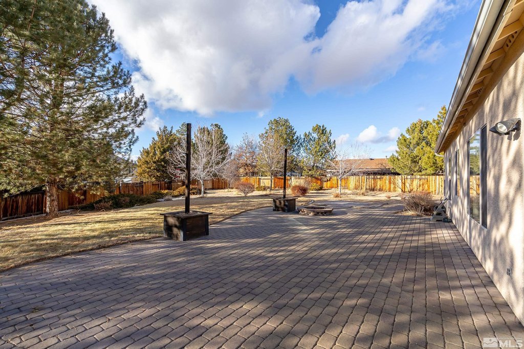 Sparks, Nevada, 89436, United States, 3 Bedrooms Bedrooms, ,2 BathroomsBathrooms,Residential,Forsale,1953445