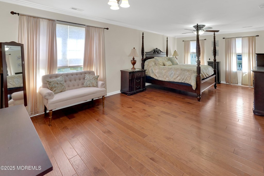 Howell, New Jersey, 07731, United States, 4 Bedrooms Bedrooms, ,3 BathroomsBathrooms,Residential,Forsale,1953811