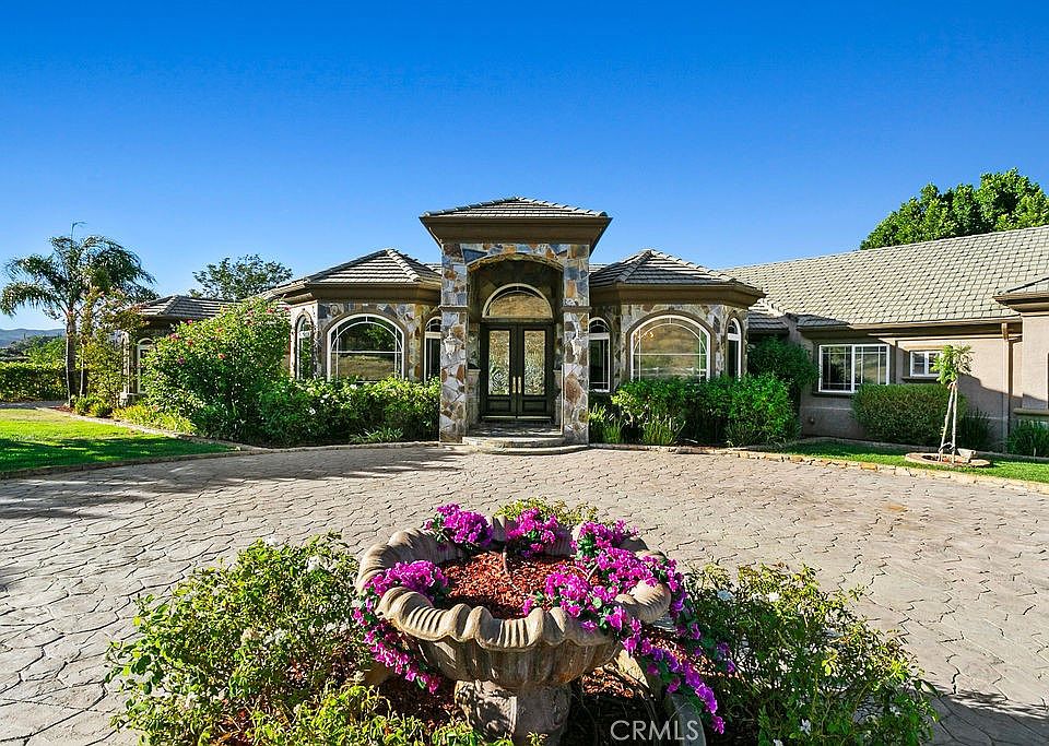 Murrieta, California, 92562, United States, 5 Bedrooms Bedrooms, ,5 BathroomsBathrooms,Residential,Forsale,2004225