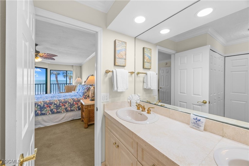 Sanibel, Florida, 33957, United States, 2 Bedrooms Bedrooms, ,2 BathroomsBathrooms,Residential,Forsale,1886403