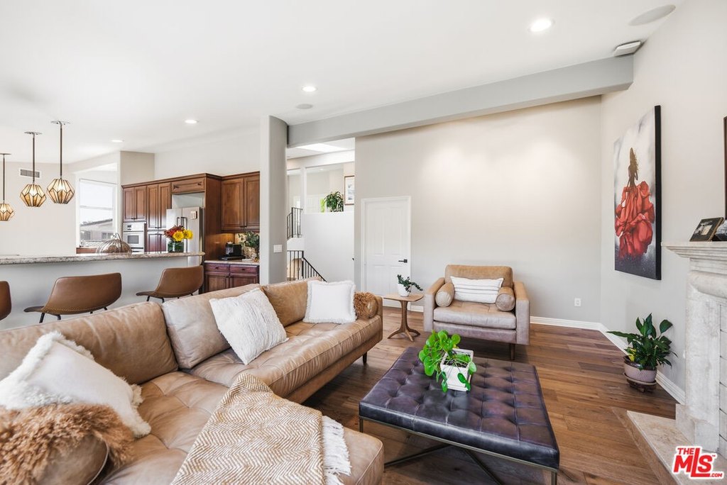 Malibu, California, 90265, United States, 4 Bedrooms Bedrooms, ,3.5 BathroomsBathrooms,Residential,Forsale,2009613