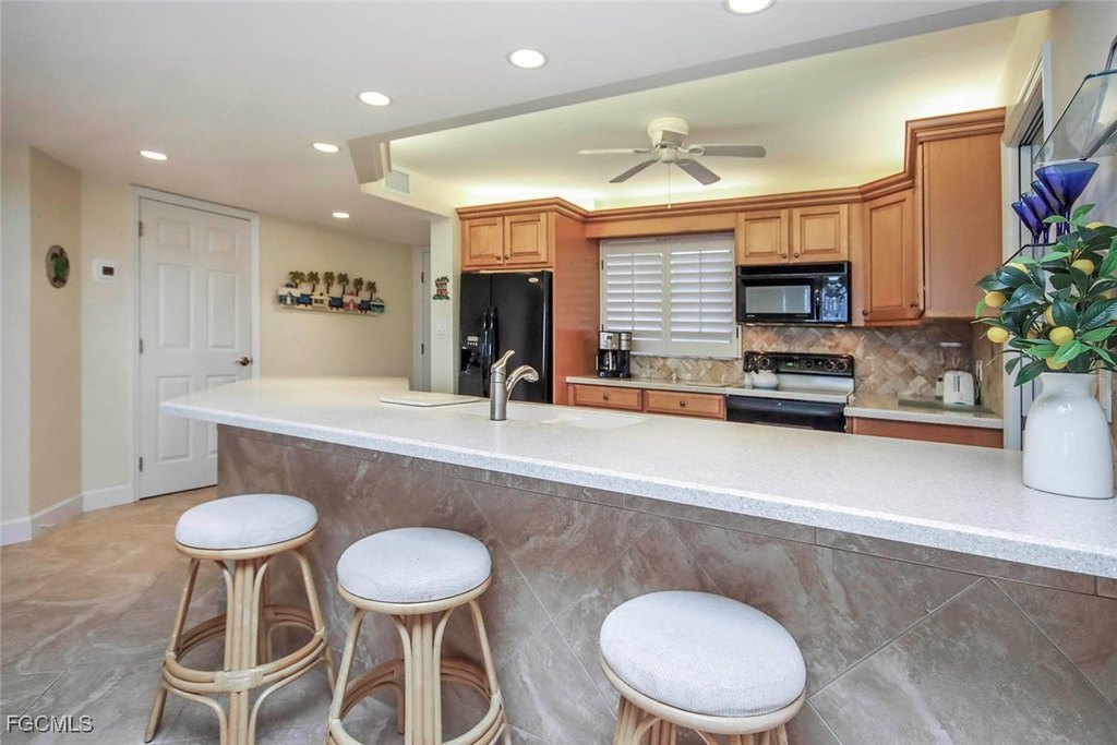 Sanibel, Florida, 33957, United States, 2 Bedrooms Bedrooms, ,2 BathroomsBathrooms,Residential,Forsale,2004805
