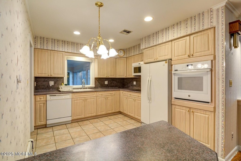 Brick, New Jersey, 08724, United States, 3 Bedrooms Bedrooms, ,3.5 BathroomsBathrooms,Residential,Forsale,1966062