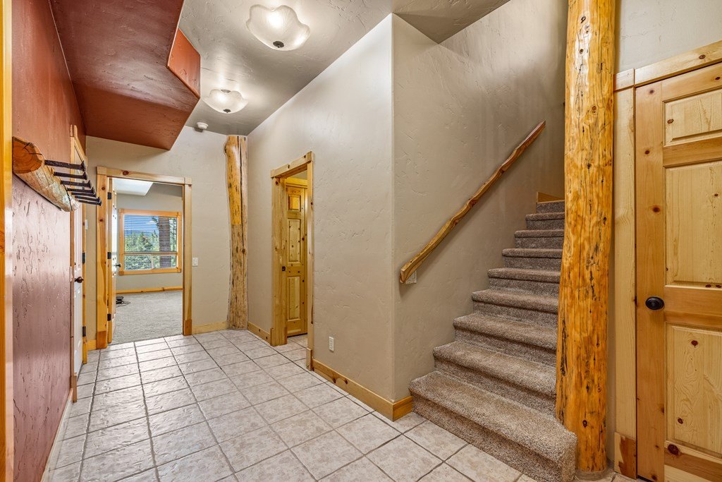 McCall, Idaho, 83638, United States, 3 Bedrooms Bedrooms, ,3 BathroomsBathrooms,Residential,Forsale,1946176