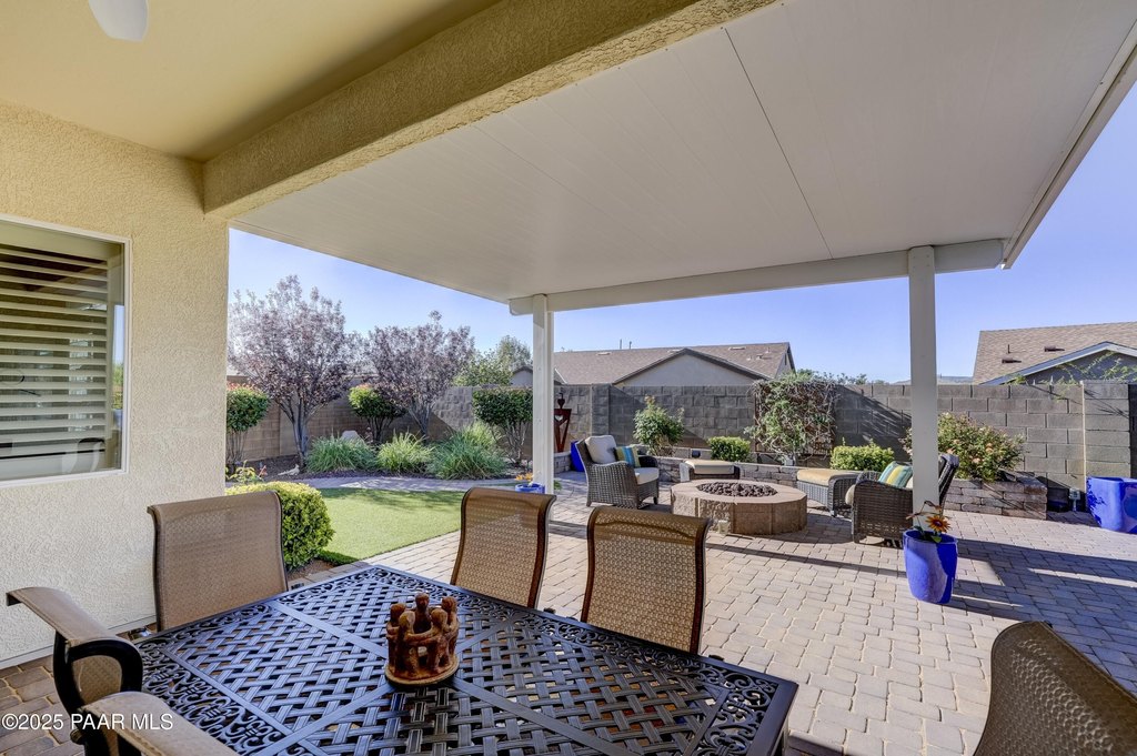 Dewey-Humboldt, Arizona, 86327, United States, 2 Bedrooms Bedrooms, ,2 BathroomsBathrooms,Residential,Forsale,1952162