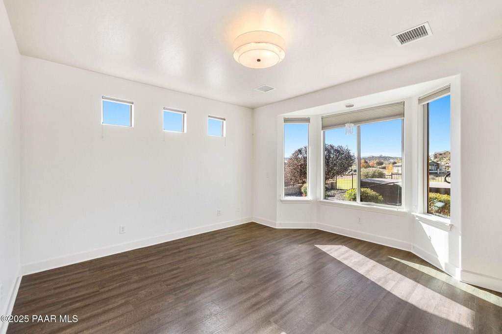 Prescott, Arizona, 86301, United States, 4 Bedrooms Bedrooms, ,3 BathroomsBathrooms,Residential,Forsale,2011274