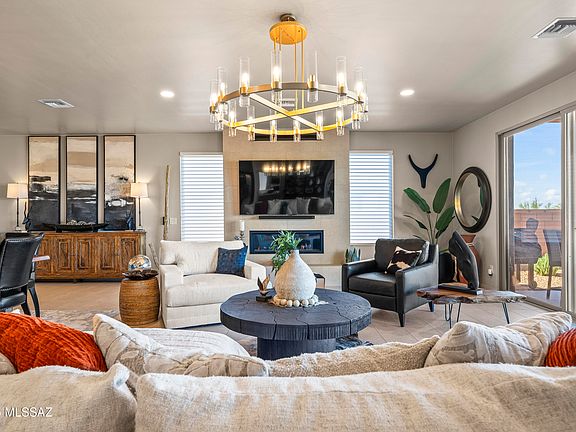 Tucson, Arizona, 85704, United States, 4 Bedrooms Bedrooms, ,3 BathroomsBathrooms,Residential,Forsale,2004424