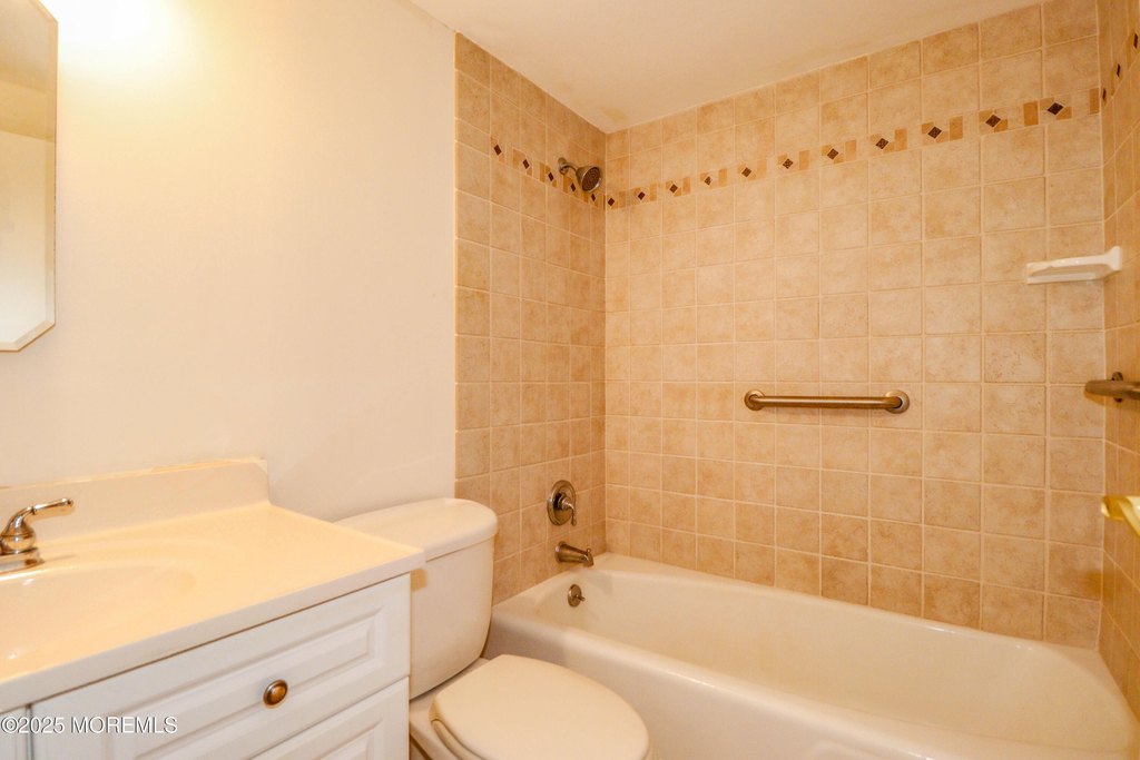 Monmouth Beach, New Jersey, 07750, United States, 1 Bedroom Bedrooms, ,1.5 BathroomsBathrooms,Residential,Forsale,2012963