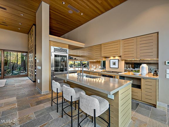 Tucson, Arizona, 85739, United States, 3 Bedrooms Bedrooms, ,3 BathroomsBathrooms,Residential,Forsale,2004443