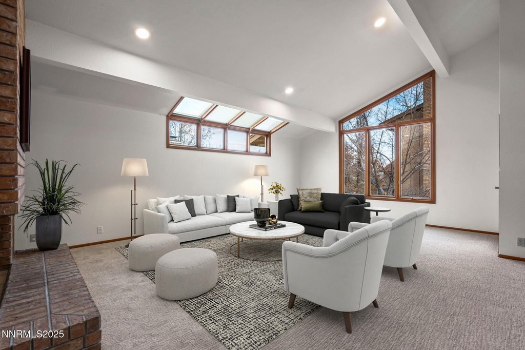 Reno, Nevada, 89519, United States, 3 Bedrooms Bedrooms, ,2 BathroomsBathrooms,Residential,Forsale,2012837