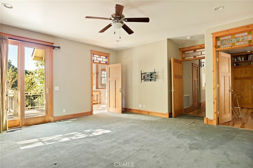 Running Springs, California, 92382, United States, 2 Bedrooms Bedrooms, ,3 BathroomsBathrooms,Residential,Forsale,1971043