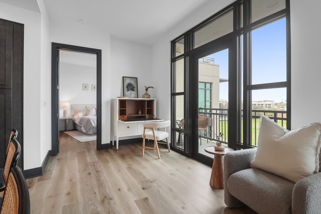 Charleston, South Carolina, 29401, United States, 2 Bedrooms Bedrooms, ,2 BathroomsBathrooms,Residential,Forsale,2007728