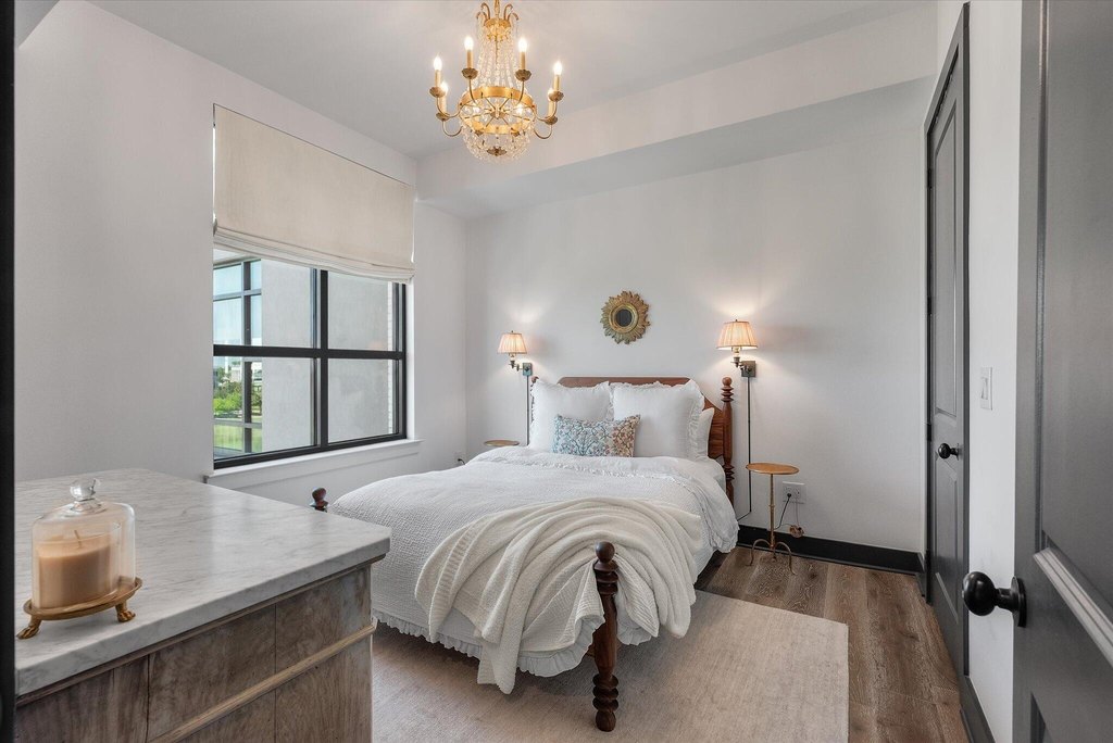 Charleston, South Carolina, 29401, United States, 2 Bedrooms Bedrooms, ,2 BathroomsBathrooms,Residential,Forsale,2007728