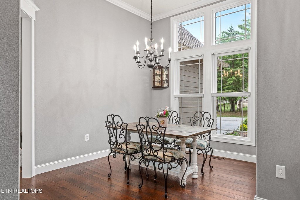 Crossville, Tennessee, 38558, United States, 3 Bedrooms Bedrooms, ,2.5 BathroomsBathrooms,Residential,Forsale,1907856