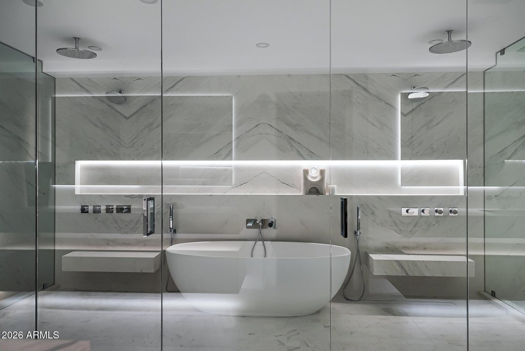 Scottsdale, Arizona, 85251, United States, 4 Bedrooms Bedrooms, ,4.5 BathroomsBathrooms,Residential,Forsale,2014347