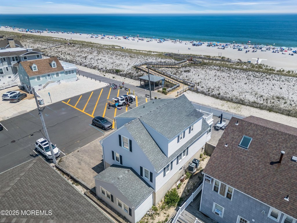 Lavallette, New Jersey, 08735, United States, 5 Bedrooms Bedrooms, ,4 BathroomsBathrooms,Residential,Forsale,1922693