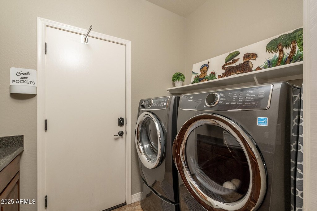 Phoenix, Arizona, 85085, United States, 4 Bedrooms Bedrooms, ,3.5 BathroomsBathrooms,Residential,Forsale,2004929