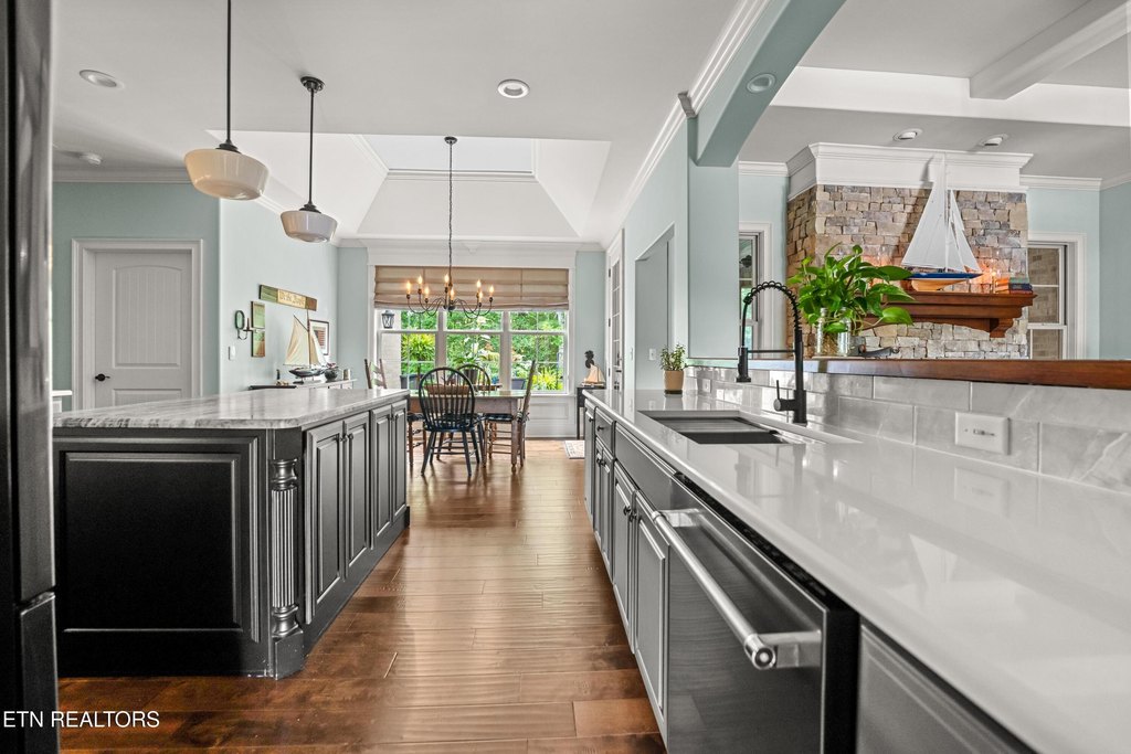 Crossville, Tennessee, 38558, United States, 3 Bedrooms Bedrooms, ,2.5 BathroomsBathrooms,Residential,Forsale,1952851