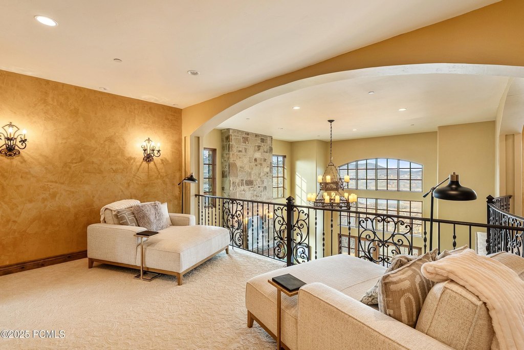 Hideout, Utah, 84036, United States, 5 Bedrooms Bedrooms, ,5.5 BathroomsBathrooms,Residential,Forsale,1994176