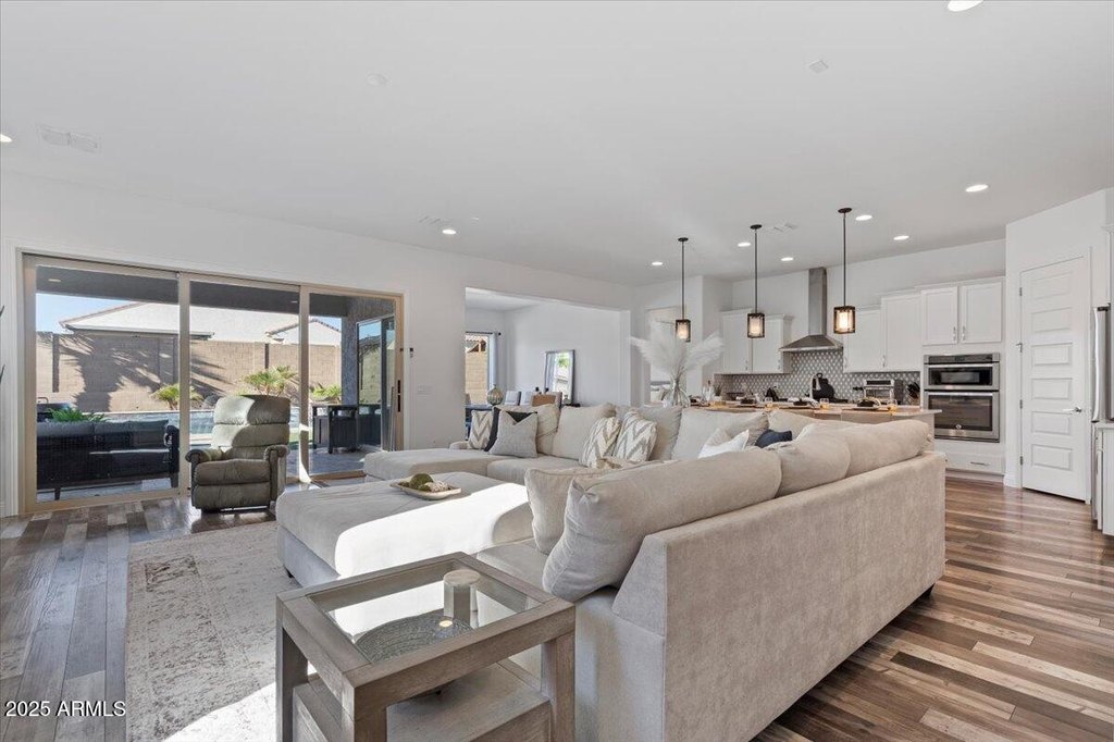 Mesa, Arizona, 85207, United States, 4 Bedrooms Bedrooms, ,2.5 BathroomsBathrooms,Residential,Forsale,2014988