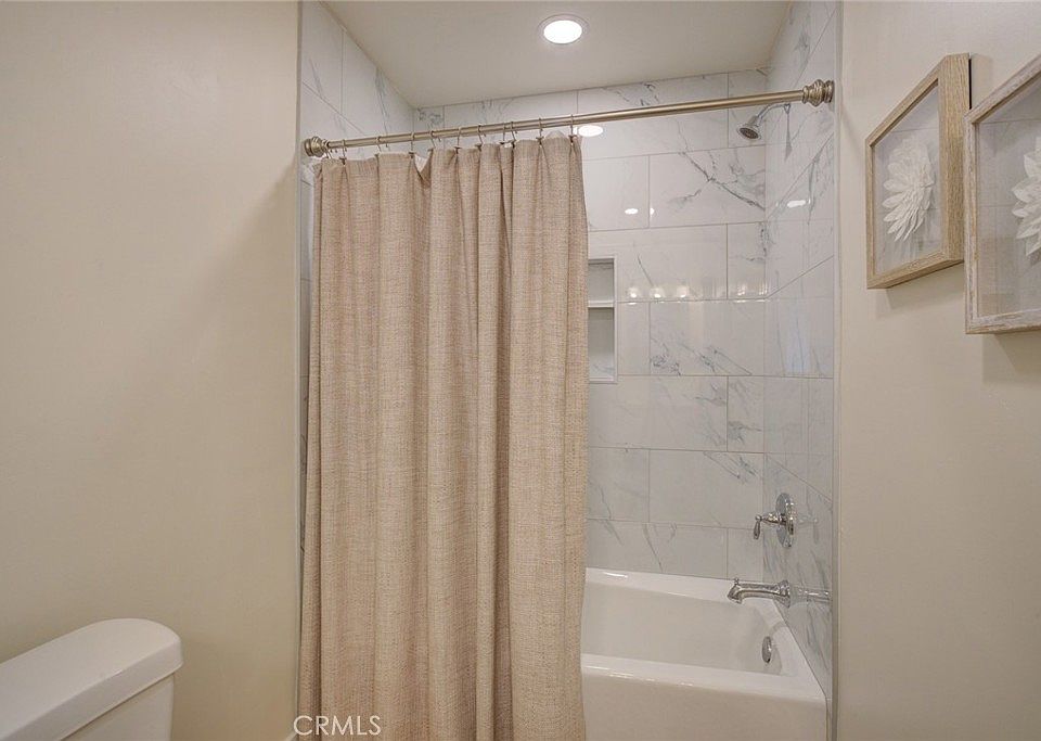 Arroyo Grande, California, 93420, United States, 2 Bedrooms Bedrooms, ,2 BathroomsBathrooms,Residential,Forsale,2004828