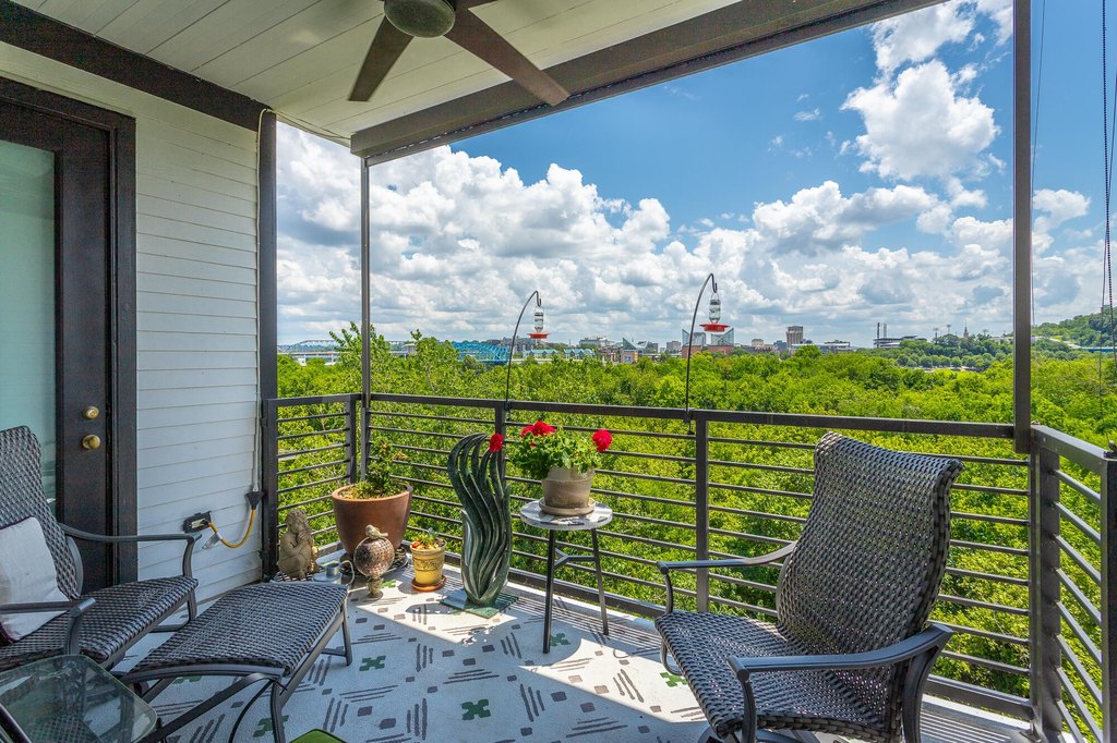 Chattanooga, Tennessee, 37405, United States, 2 Bedrooms Bedrooms, ,2 BathroomsBathrooms,Residential,Forsale,2009482