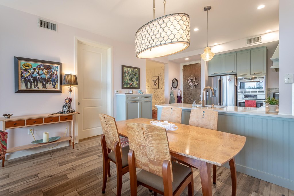 Chattanooga, Tennessee, 37405, United States, 2 Bedrooms Bedrooms, ,2 BathroomsBathrooms,Residential,Forsale,2009482