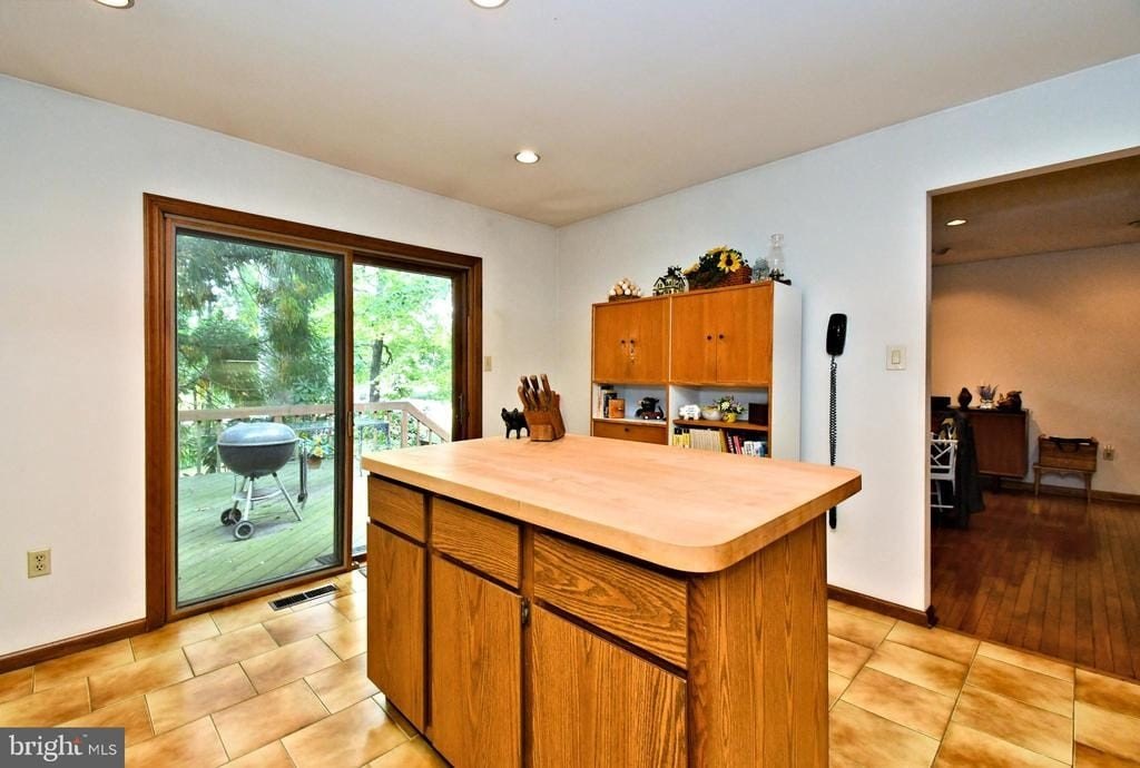 DOYLESTOWN, Pennsylvania, 18901, United States, 4 Bedrooms Bedrooms, ,3 BathroomsBathrooms,Residential,Forsale,1973388