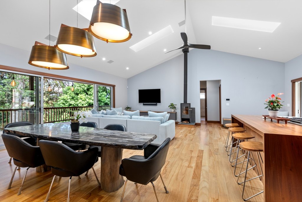 Kamuela, Hawaii, 96743, United States, 4 Bedrooms Bedrooms, ,3 BathroomsBathrooms,Residential,Forsale,1989831