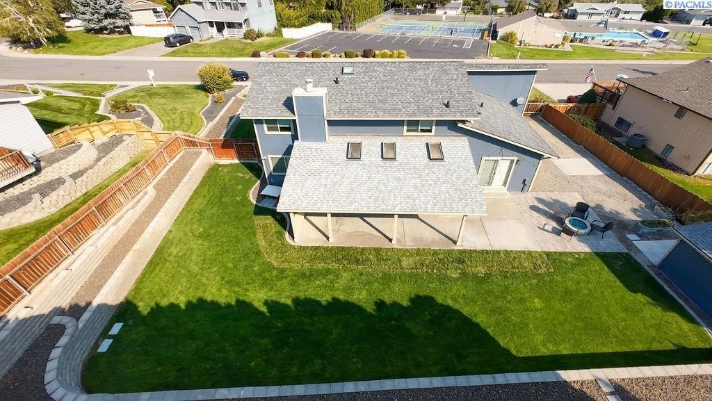 Richland, Washington, 99352, United States, 4 Bedrooms Bedrooms, ,2.5 BathroomsBathrooms,Residential,Forsale,1964558