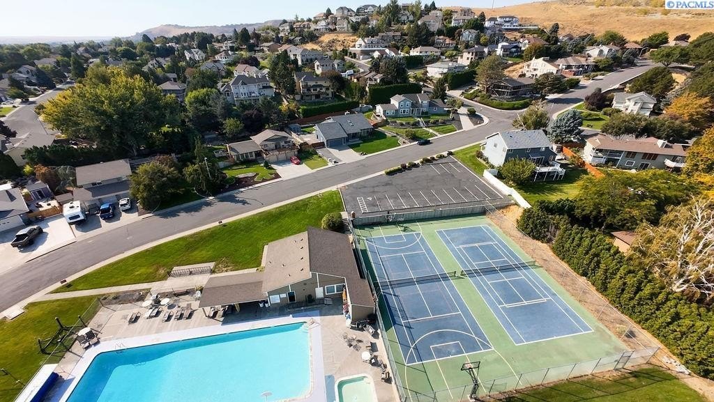 Richland, Washington, 99352, United States, 4 Bedrooms Bedrooms, ,2.5 BathroomsBathrooms,Residential,Forsale,1964558