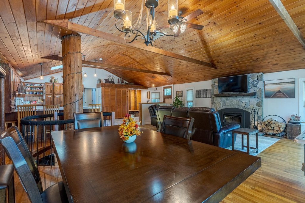 Kingston, New Hampshire, 03848, United States, 3 Bedrooms Bedrooms, ,2.5 BathroomsBathrooms,Residential,Forsale,2002414