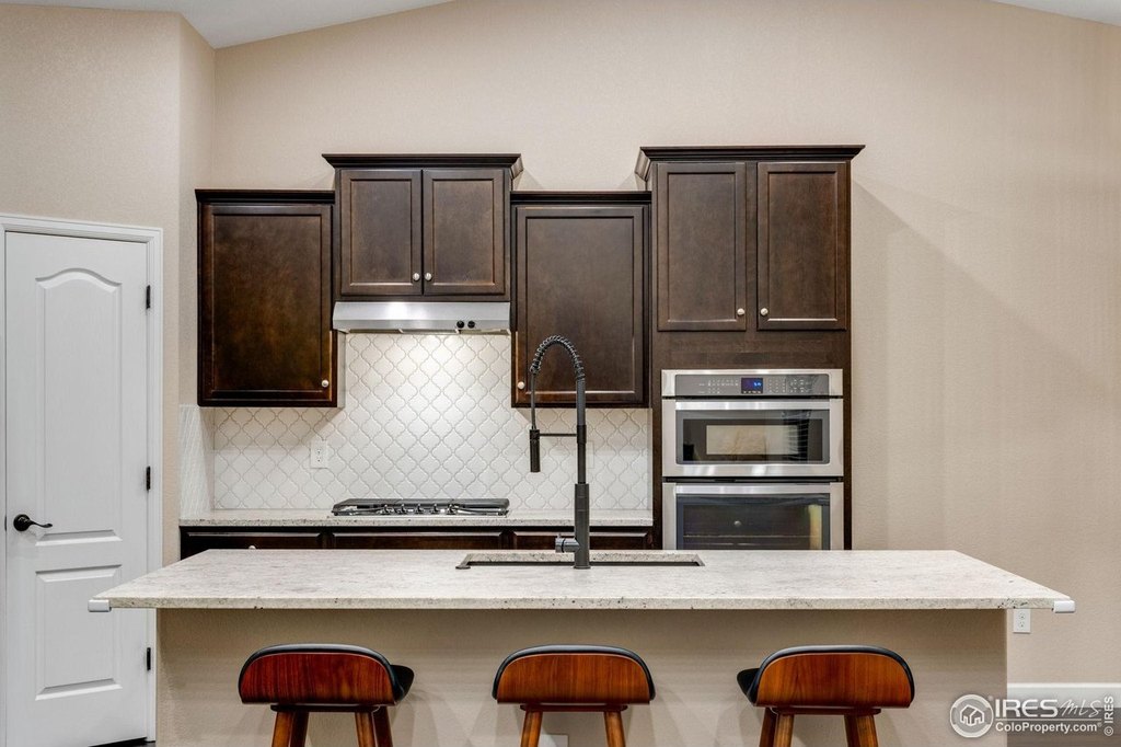 Longmont, Colorado, 80501, United States, 3 Bedrooms Bedrooms, ,2 BathroomsBathrooms,Residential,Forsale,2009201