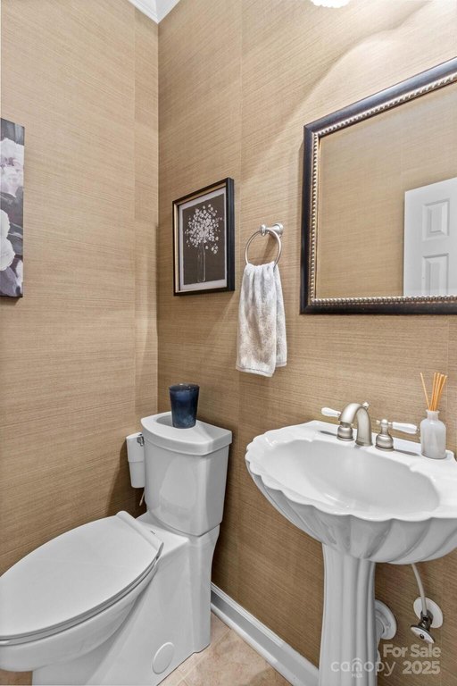 Lexington, North Carolina, 27295, United States, 3 Bedrooms Bedrooms, ,3.5 BathroomsBathrooms,Residential,Forsale,1985978