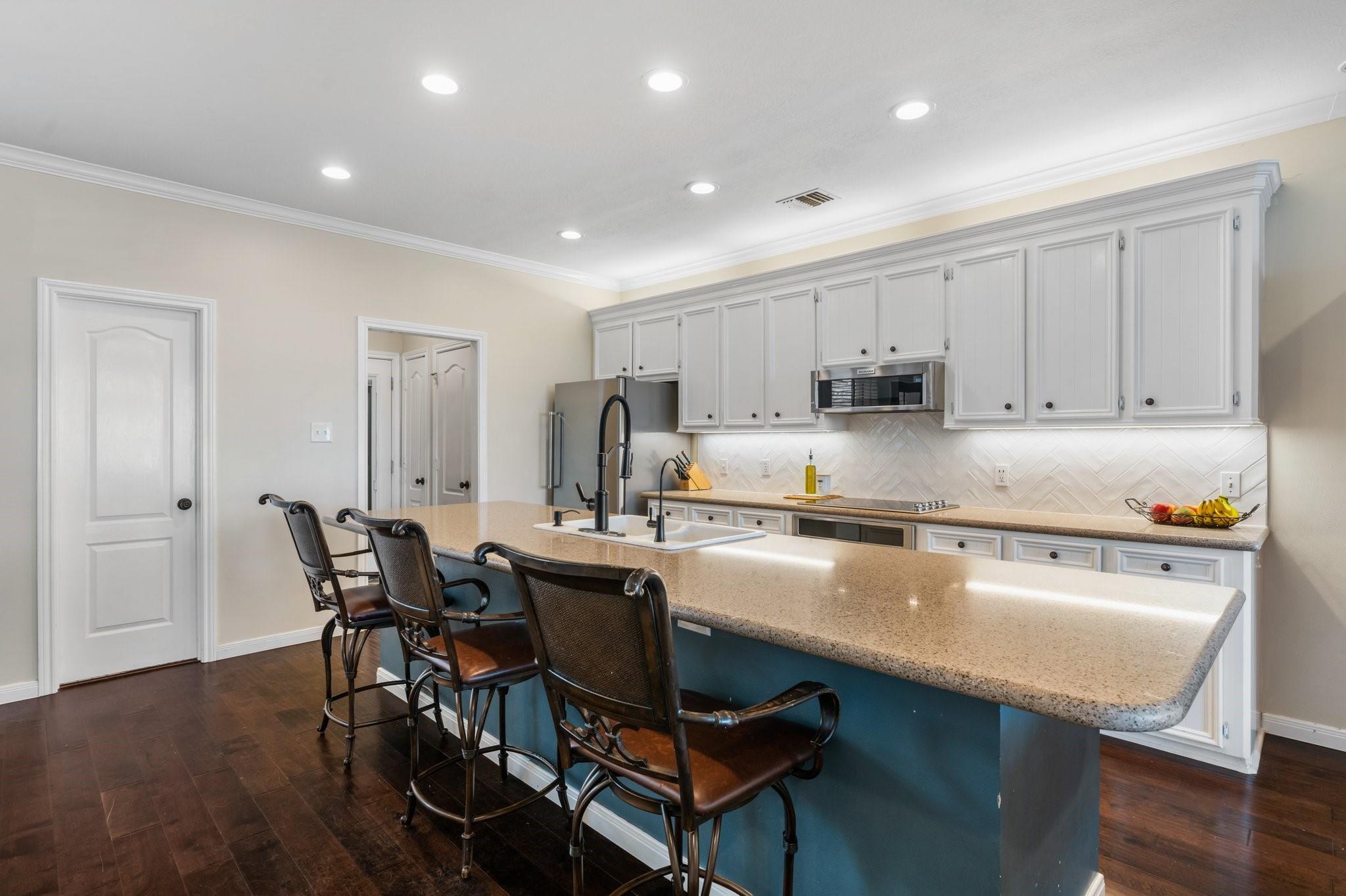 Montgomery, Texas, 77356, United States, 2 Bedrooms Bedrooms, ,2 BathroomsBathrooms,Residential,Forsale,1954141