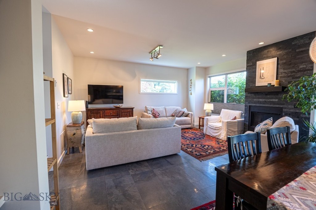 Bozeman, Montana, 59718, United States, 2 Bedrooms Bedrooms, ,5.5 BathroomsBathrooms,Residential,Forsale,1986983