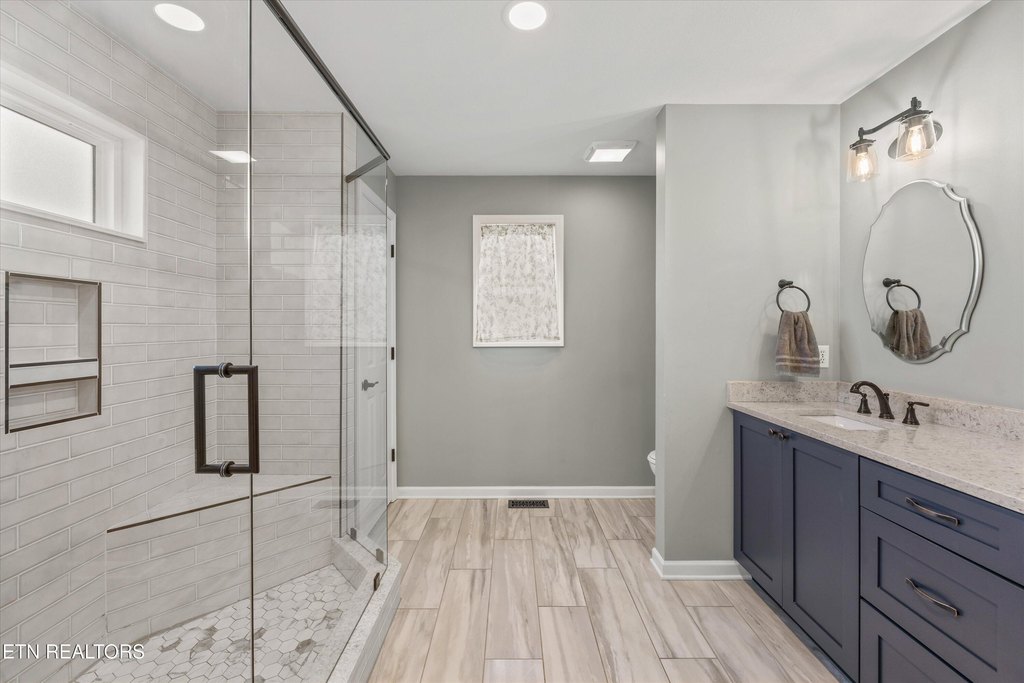 Maryville, Tennessee, 37801, United States, 3 Bedrooms Bedrooms, ,2.5 BathroomsBathrooms,Residential,Forsale,1910242