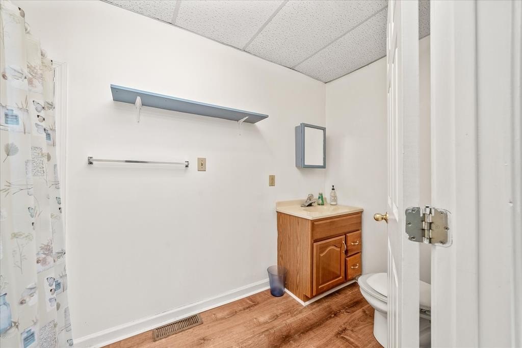 Livingston, Tennessee, 38570, United States, ,Residential,Forsale,1968521