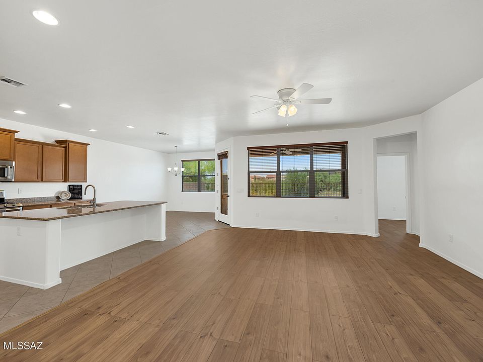 Oro Valley, Arizona, 85742, United States, 4 Bedrooms Bedrooms, ,3 BathroomsBathrooms,Residential,Forsale,1963530