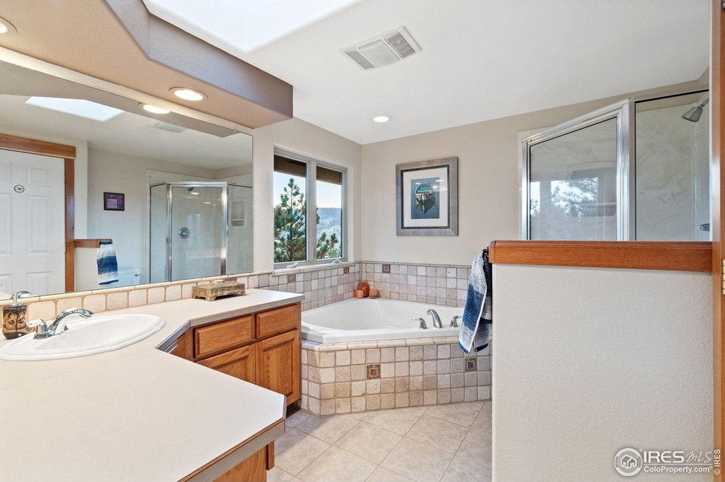 Loveland, Colorado, 80537, United States, 3 Bedrooms Bedrooms, ,2.5 BathroomsBathrooms,Residential,Forsale,1967204