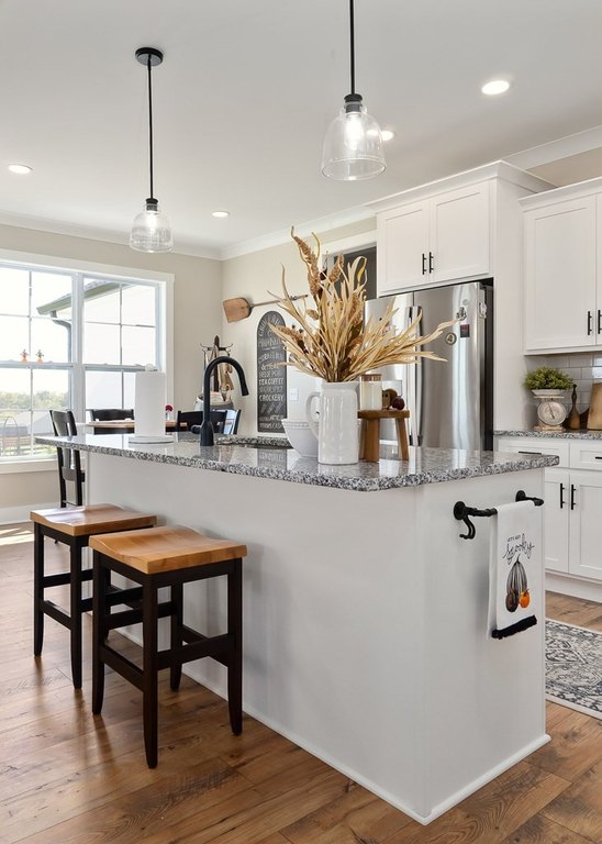 Cookeville, Tennessee, 38501, United States, 3 Bedrooms Bedrooms, ,2.5 BathroomsBathrooms,Residential,Forsale,1996610