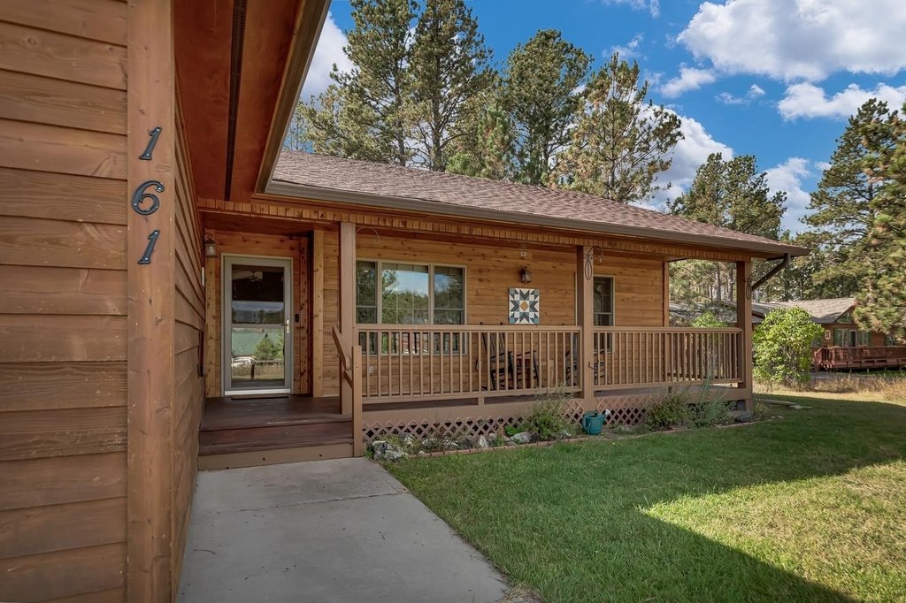 Custer, South Dakota, 57730, United States, 3 Bedrooms Bedrooms, ,2 BathroomsBathrooms,Residential,Forsale,1962258