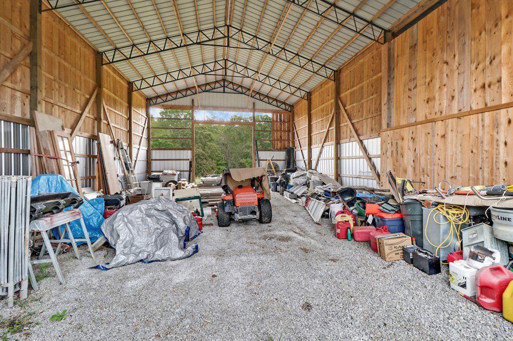 Allardt, Tennessee, 38504, United States, 2 Bedrooms Bedrooms, ,2 BathroomsBathrooms,Residential,Forsale,1953791