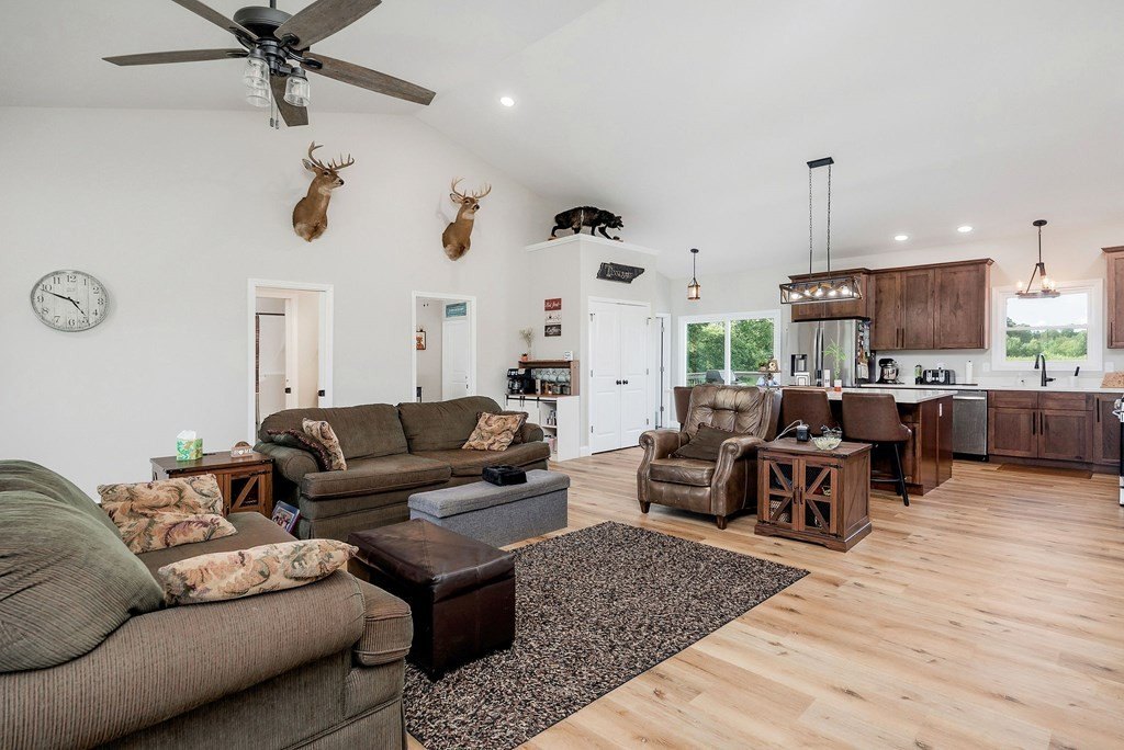 COOKEVILLE, Tennessee, 38501, United States, 3 Bedrooms Bedrooms, ,3 BathroomsBathrooms,Residential,Forsale,1952670