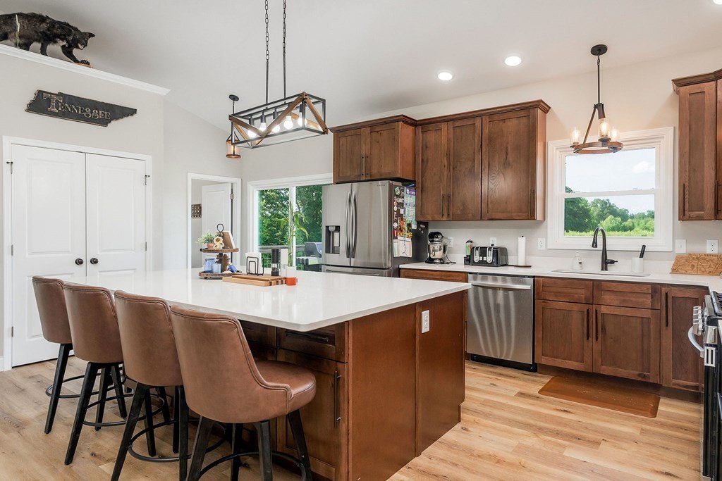 COOKEVILLE, Tennessee, 38501, United States, 3 Bedrooms Bedrooms, ,3 BathroomsBathrooms,Residential,Forsale,1952670