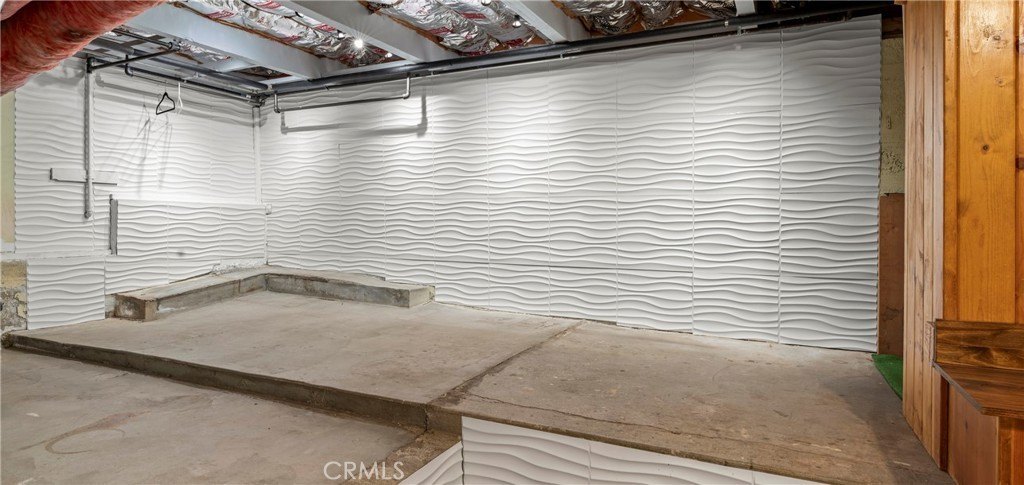 Lake Arrowhead, California, 92352, United States, 3 Bedrooms Bedrooms, ,2.5 BathroomsBathrooms,Residential,Forsale,1971033