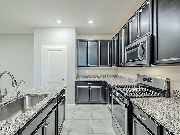 Gilbert, Arizona, 85296, United States, 3 Bedrooms Bedrooms, ,2 BathroomsBathrooms,Residential,Forsale,1953469